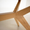 Pied de table en bois